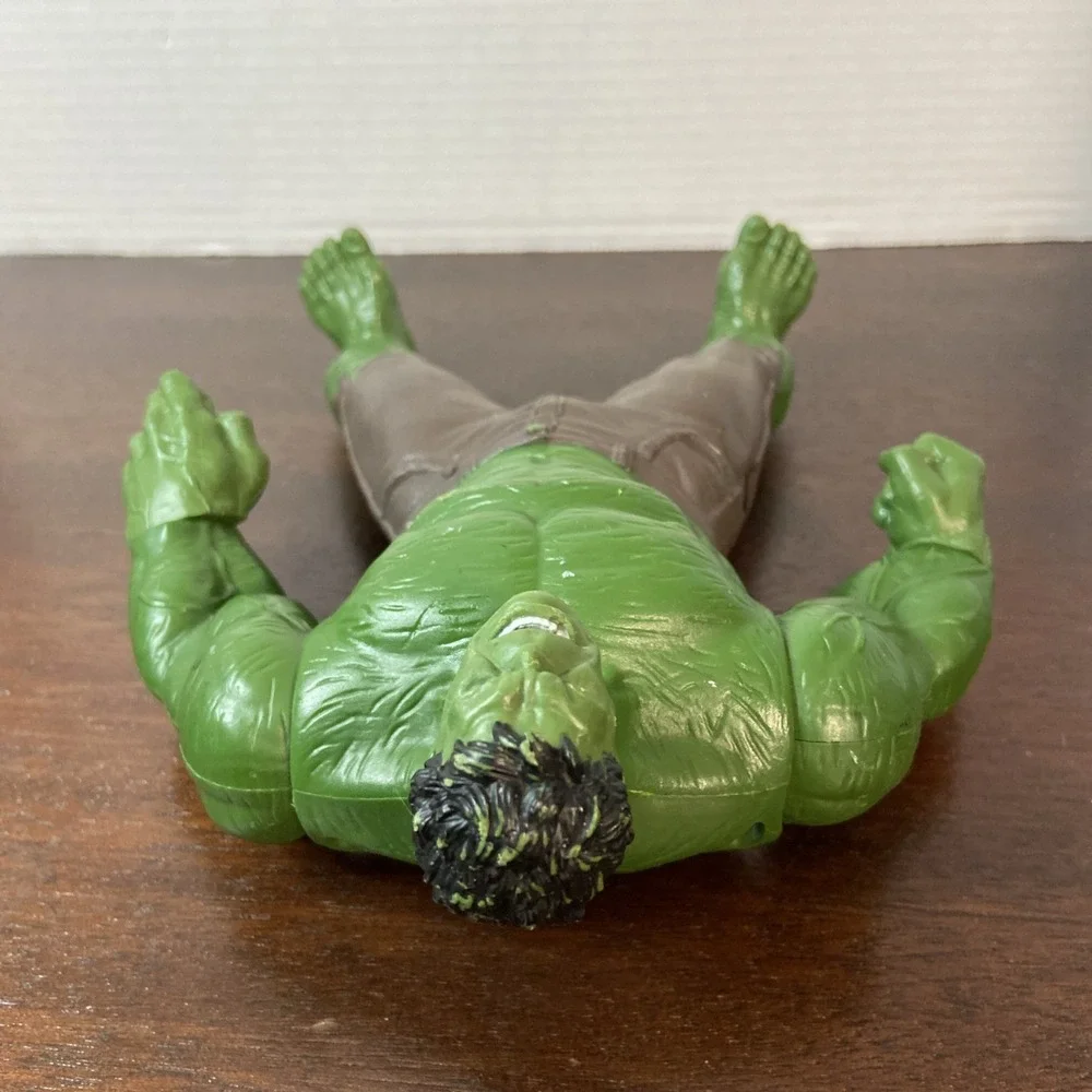 2012 Marvel Avengers Incredible Hulk 10